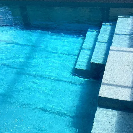 别墅 Leonic - Piscine Et Jacuzzi 拉森林富埃南